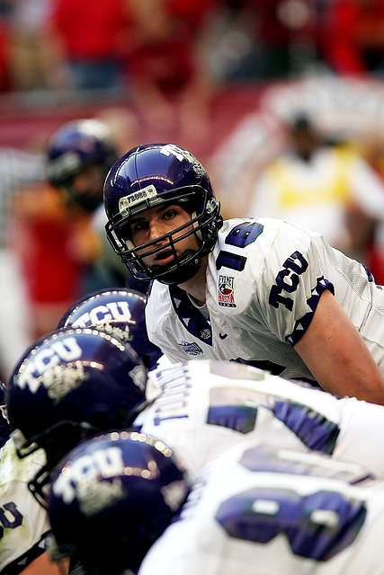 气蓬勃的少 气蓬勃的少