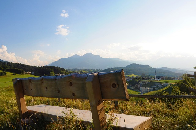 管理层更换